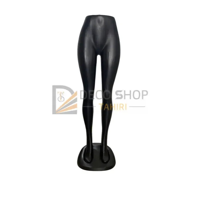 Pantalon femme en plastique couleur noir avec support plastique