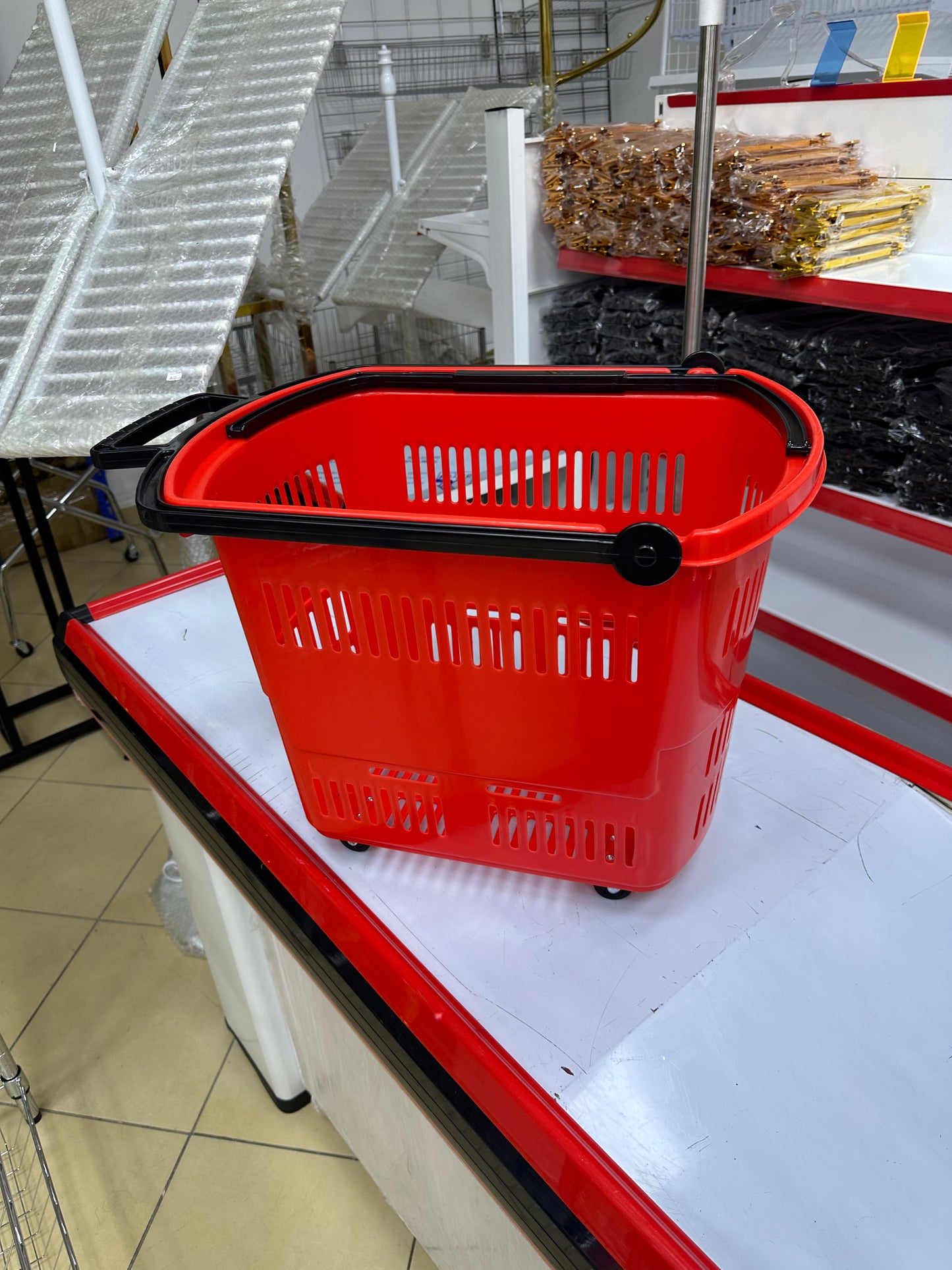 PANIER SUPER MARCHE PLASTIQUE 45L yf-341 RL