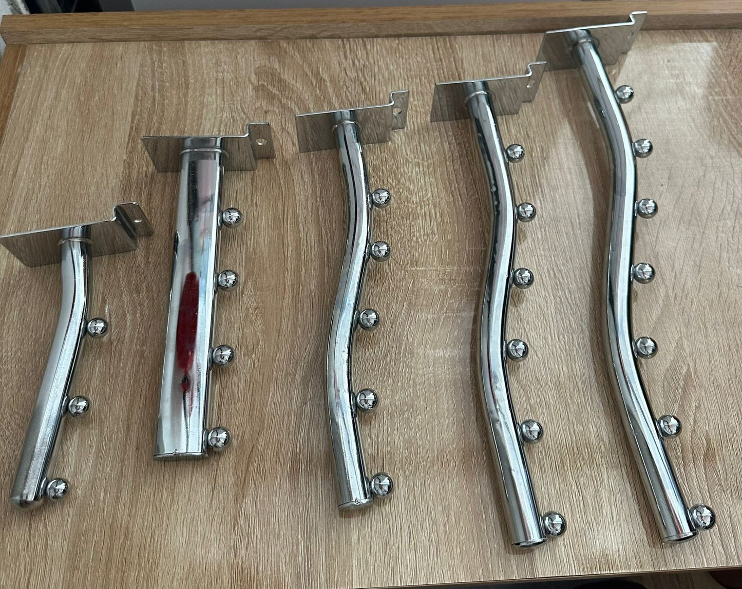 Support Bôlat MDF ou Panneaux CHROME pour magasin