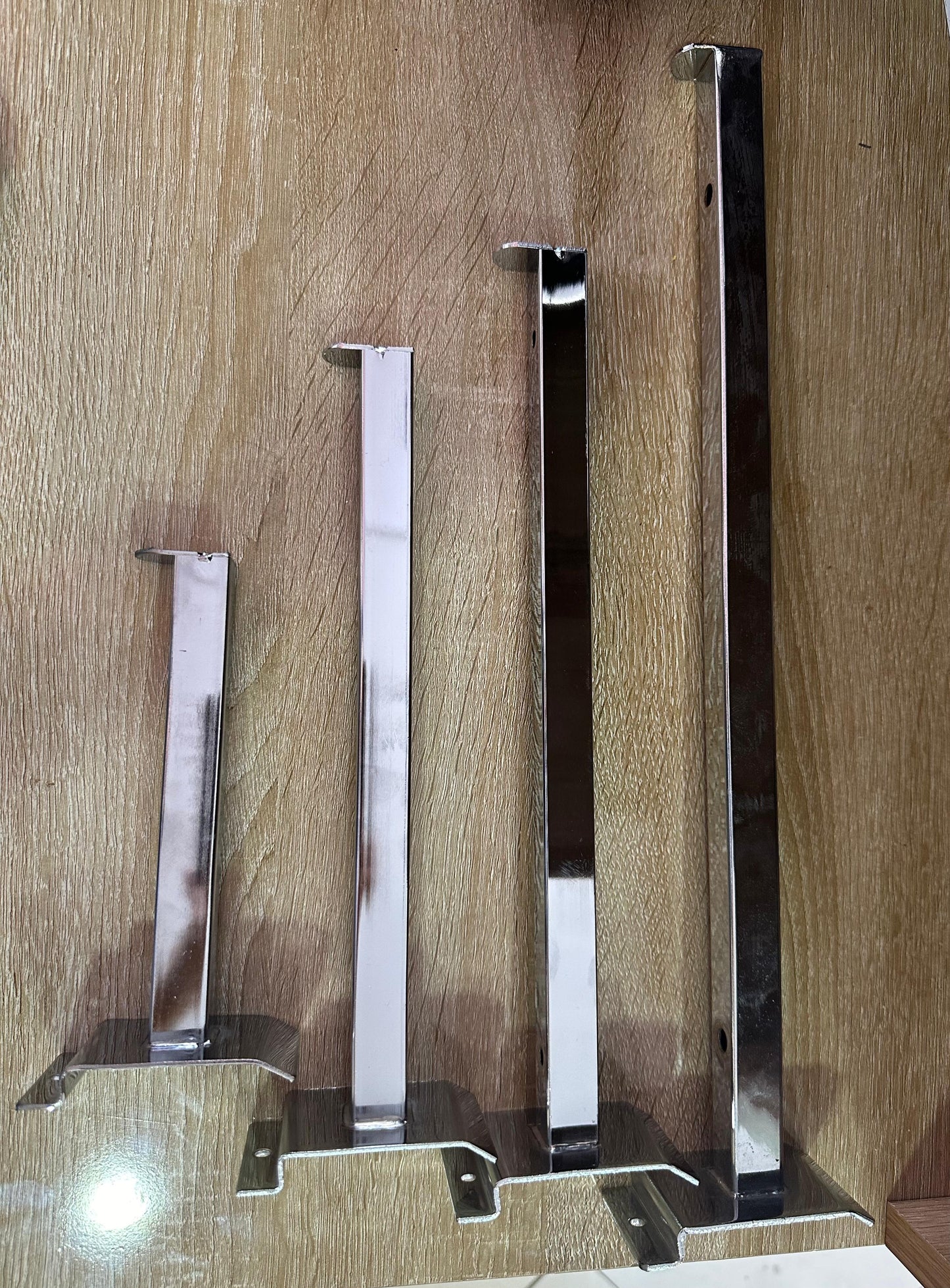 Support Étagère MDF tube carre chrome