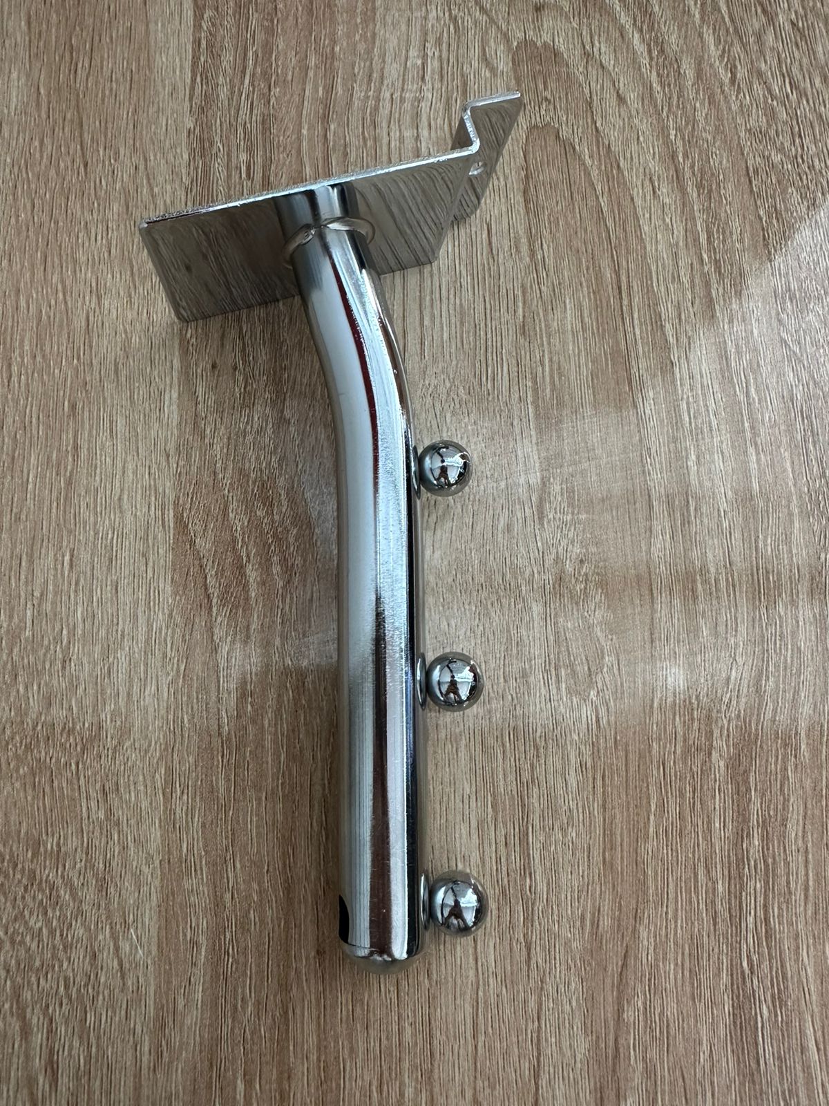 Support Bôlat MDF ou Panneaux CHROME pour magasin