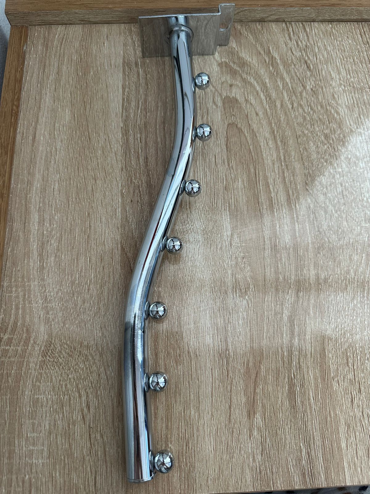 Support Bôlat MDF ou Panneaux CHROME pour magasin