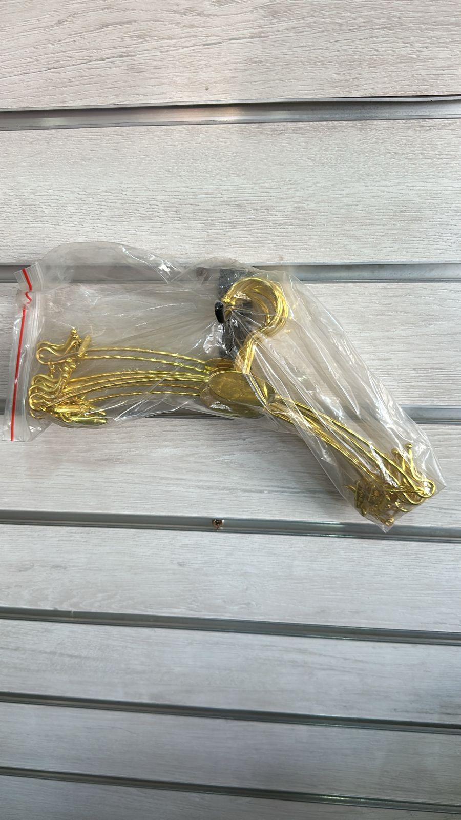 Cintre avec crocher en Gold 10 Pièces