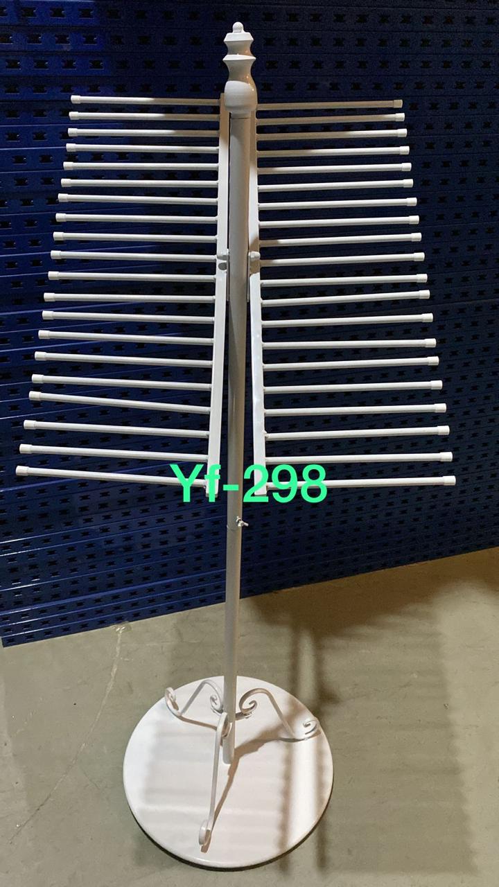 PRESENTOIR METALIQUE POUR FOULAR