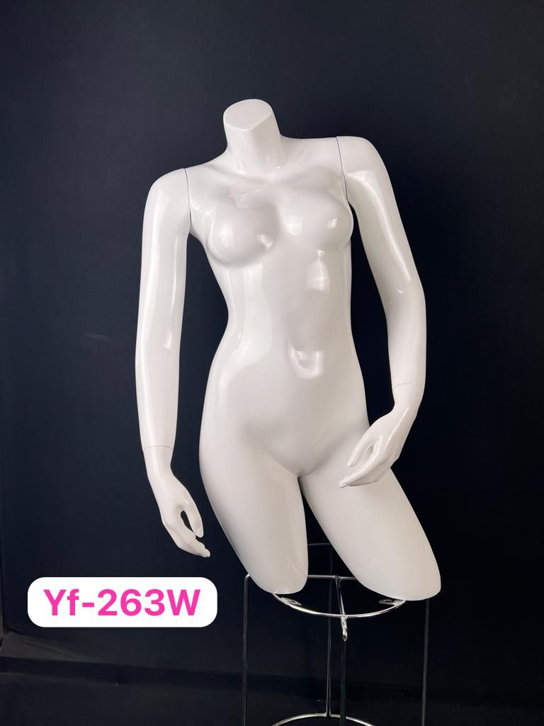 Mannequin femme en polyster demi-corps