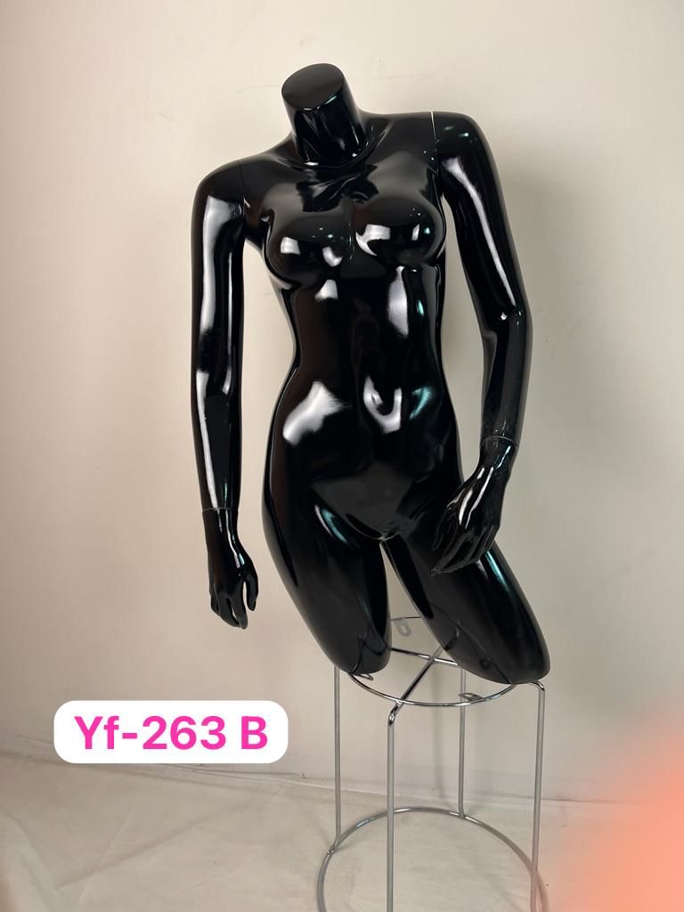 Mannequin femme en polyster demi-corps