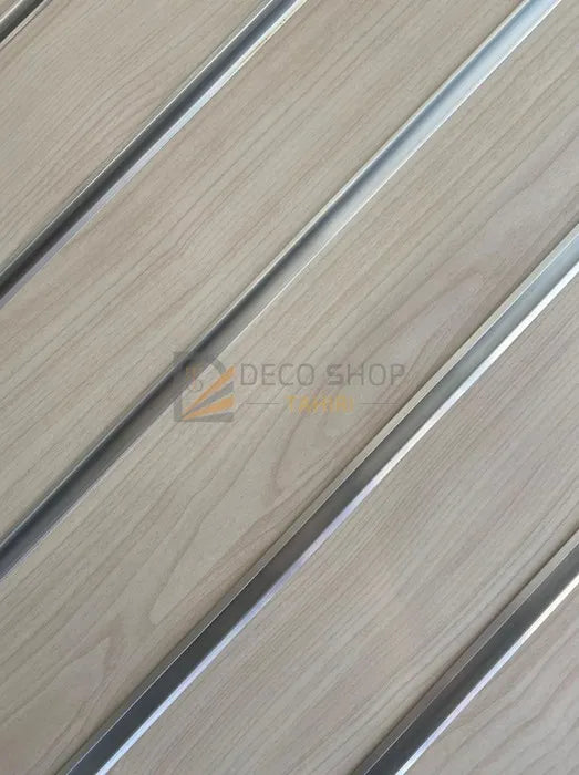 Panneaux MDF MKR 5600 2,44m / 1,22m 11 Lignes