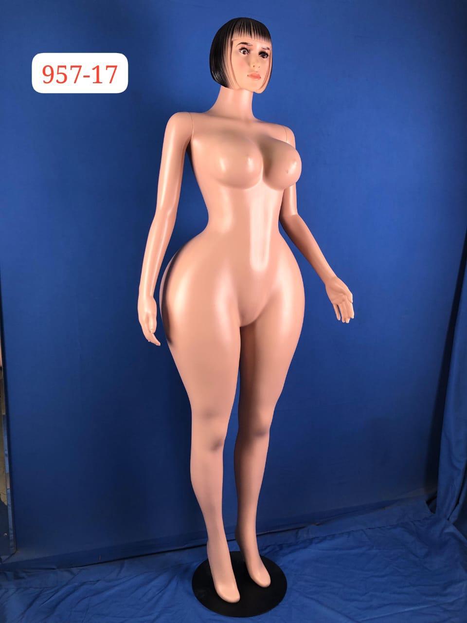 MANNEQUIN FEMME BIG BRIST AVEC CHEVEAUX PLASTIQUE SKIN 957-17