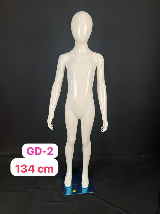 MANEQUIN ENFANT POLYSTER 134 CM WHITE GD-2